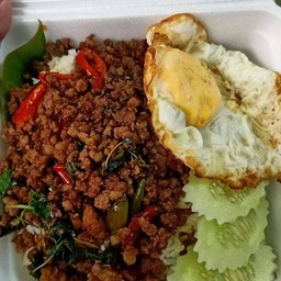 ข้าวกะเพราหมูสับ