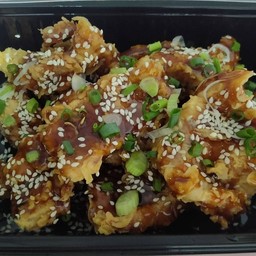 อกไก่กรอบราดซอสเทอริยากิเป็นกับข้าว