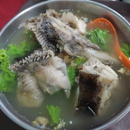 เกาเหลาหัวปลาเก๋า