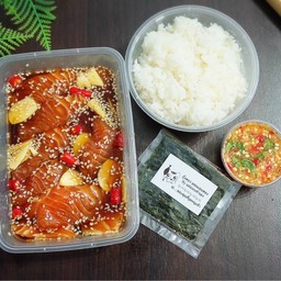 Setแซลมอนดองซีอิ๊ว+ข้าวญี่ปุ่น