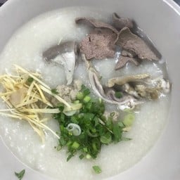 โจ๊ก หมู+กระเพาะ