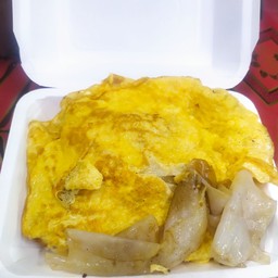 ราดหน้าเส้นใหญ่ใส่ไข่