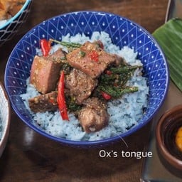 [โปรโมชั่นลด 20 % ] ข้าวกะเพราลิ้นวัว + ไข่ดองทรัฟเฟิล+อัญชันมะนาว