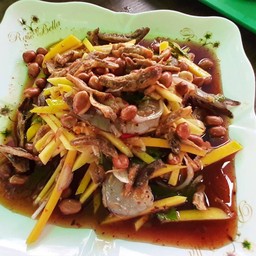 ยำมะม่วงกุ้งสด