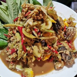 ตำกล้วยใส่ปูนา