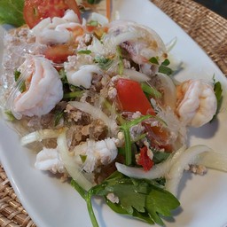 ยำวุ้นเส้นรวมมิตร