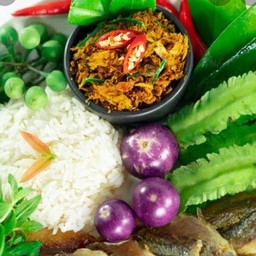 ชุดข้าว+ไตปลาแห้ง พร้อมไข่ต้ม ผักสด