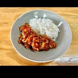 ข้าวไก่กรอบซอลสไปร์ซี่