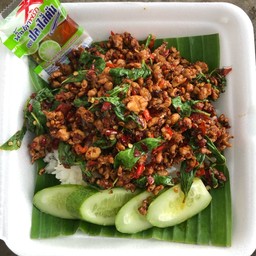 กะเพาหมูสับ