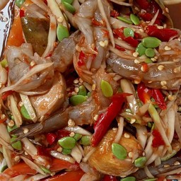 ตำกุ้งสด