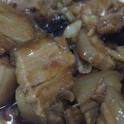หมูสามชั้นผัดซีอิ๊ว
