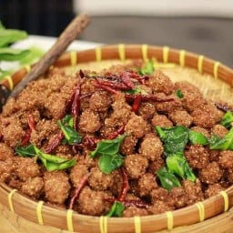 ร้านกอนก้า ลาบทอด