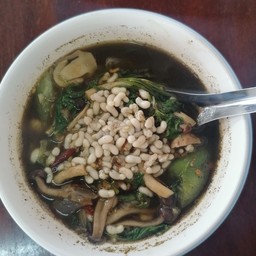 แกงเห็ดรวมใส่ไข่มดแดง