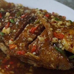ปลาทับทิมราดพริก