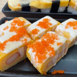 ไข่หวานห่อปูอัดน้ำสลัด