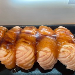 แซลมอนเบิร์นซอสมิโซะ