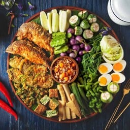 ชุดน้ำพริกลงเรือ