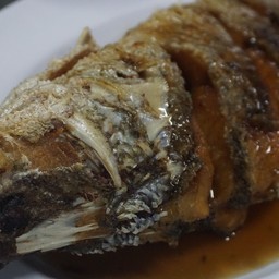 ปลากระพงทอดน้ำปลา