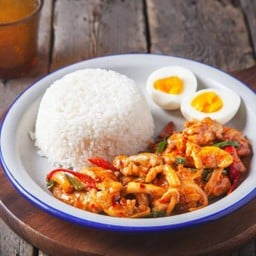 ข้าวพริกเผานมสด+ไข่ต้ม