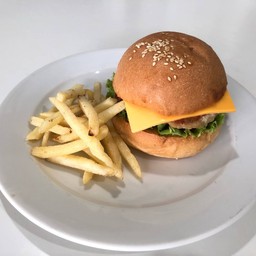 เบอร์เกอร์เนื้อ