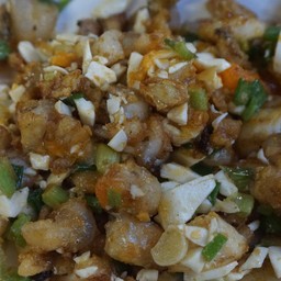 หมึกผัดไข่เค็ม