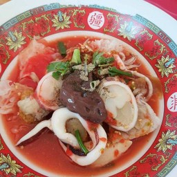 เย็นตาโฟทะเล+หมึกยัดไส้