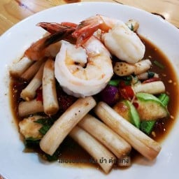 เลื่องอร่อย ต้ม ยำ ตำ แกง