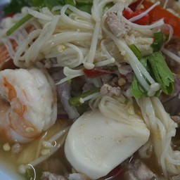 ยำเห็ดเข็มทอง