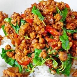 กระเพราศรีจักรพรรดิ  สูตรเด็ด!! วัดเกต