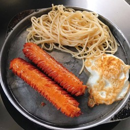 ไส้กรอกเวียนนาจานร้อน