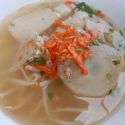 ก๋วยเตี๋ยวปลาโกหวานเจ้าเก่านาเกลือ