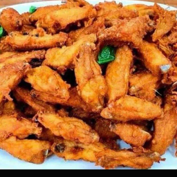 ปีกไก่ทอดน้ำปลา
