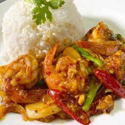 ข้าวกุ้งผัดไข่เค็ม