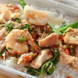 กะเพรารวมมิตร