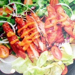สลัดไก่สไปซี่