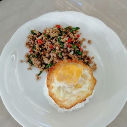 กะเพราหมูสับ