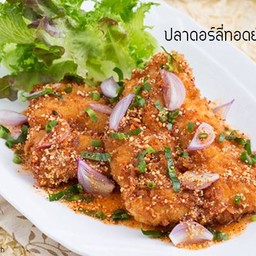 ข้าวลาบปลาดอลลี่ทอดกรอบ