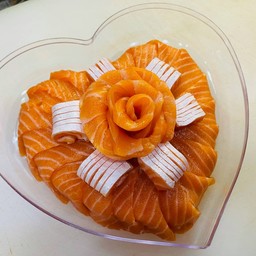 เค้กหัวใจท้องม่อน