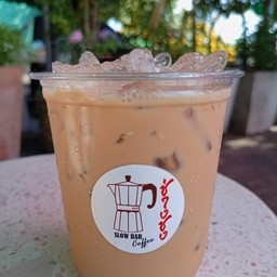 คนช่างชง Slow  Coffee