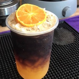 อเมริกาโน่น้ำส้มโซดา(กาแฟสด)