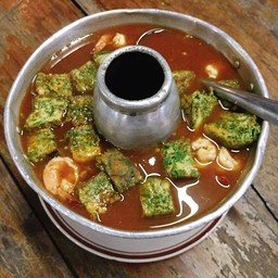 แกงส้มชะอมกุ้ง