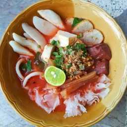 เตี๋ยวกันเอง เจ๊โส  สาขาตลาดเพลินการ์เด้น
