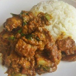 Stir Fried Pork With Southern Curry Paste On Rice