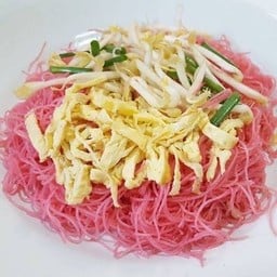 ผัดหมี่แดง