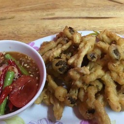 ตำไทยเห็ดทอด