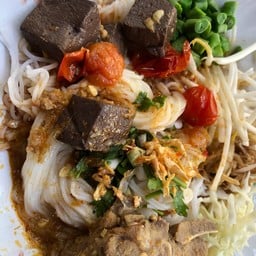 ปังนึ่ง+สังขยาใบเตย ย่าบัวไข