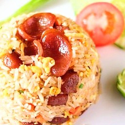 ข้าวผัดกุนเชียง