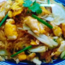 ผัดวุ้นเส้นใส่หมูใส่ไข่(ราดข้าว)