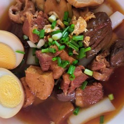 ก๋วยจั๊บ อร่อย