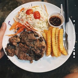 สเต็กหมูนุ่มพริกไทยดำ